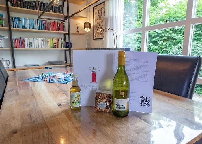 Private, 5-star Vacation On A Beautiful Island Ferienhaus